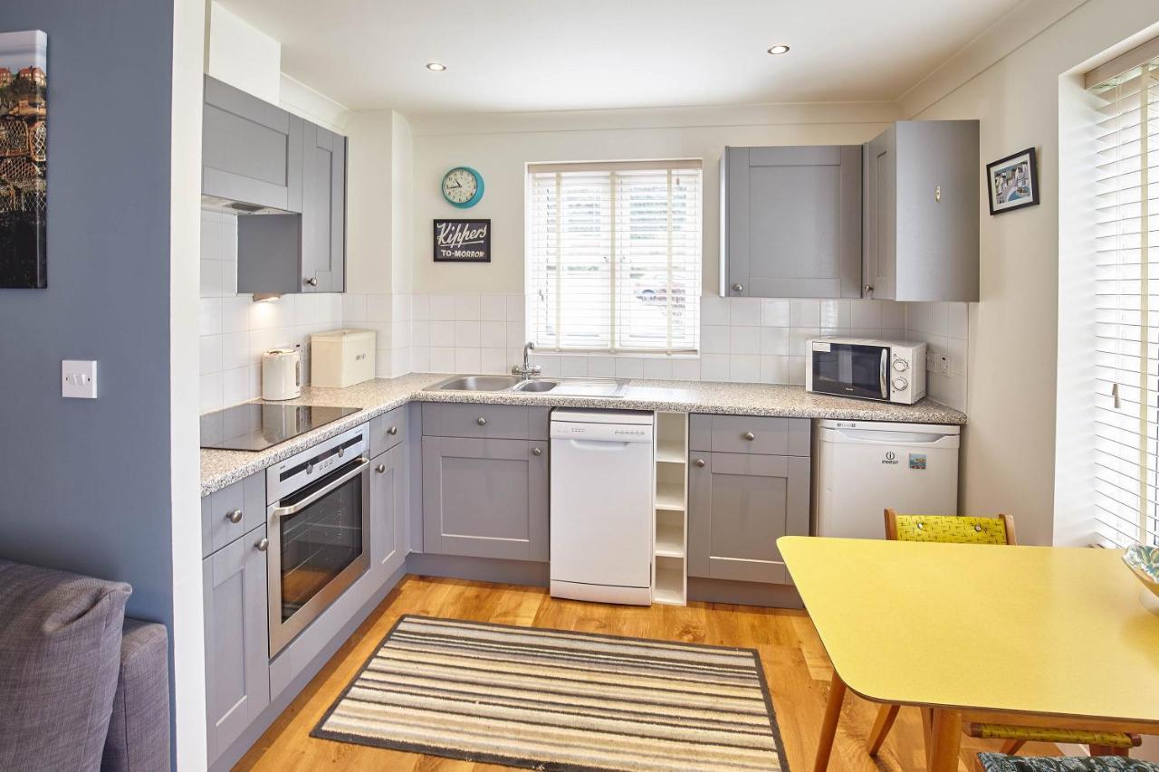 Host & Stay - Whitehall 1 Apartment Уитби Экстерьер фото